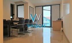 Poslovni prostor / Lokal, Novi Sad, Adice, izdavanje, 220m2, 1000e, id980192