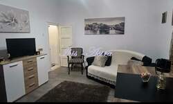 Jednoiposoban stan, Beograd, Slavija, izdavanje, 40m2, 700e, id1380783