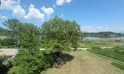 Poslovni prostor / Lokal, Merošina, Oblačinsko jezero, izdavanje, 330m2, 1500e, id1381898