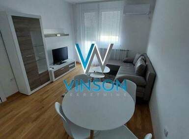 Jednoiposoban stan, Novi Sad, Petrovaradin, izdavanje, 40m2, 400e, id1381379