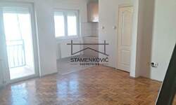 Jednoiposoban stan, Novi Sad, Bulevar Oslobođenja, prodaja, 41m2, 95800e, id1382255