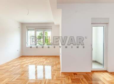 Dvosoban stan, Niš, Pantelej(Niš), prodaja, 50m2, 93680e, id944661
