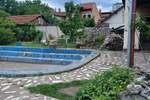 Kuca, Niš, Kičevo, izdavanje, 800m2, 4500e, id1384549