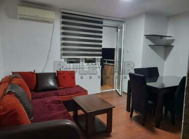 Dvoiposoban stan, Niš, Pantelej(Niš), izdavanje, 52m2, 300e, id914064