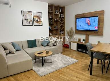 Dvosoban stan, Novi Sad, Cara Dušana, prodaja, 48m2, 165000e, id1385445