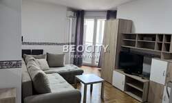 Jednosoban stan, Novi Sad, Centar, izdavanje, 24m2, 300e, id1385448