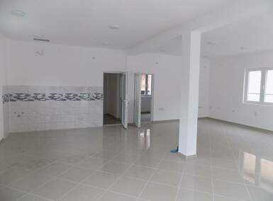 Poslovni prostor / Lokal, Paraćin, izdavanje, 100m2, 450e, id1388536