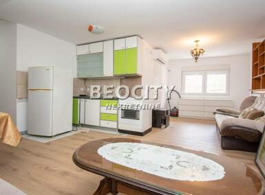 Trosoban stan, Beograd, Zemun (gornji Grad), izdavanje, 50m2, 500e, id1389981