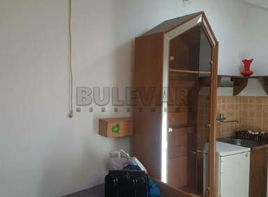 Garsonjera, Niš, Centar, izdavanje, 22m2, 200e, id1390085