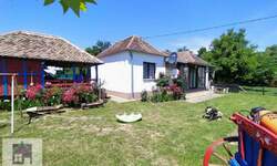 Kuca, Beograd, Urovci, prodaja, 113m2, 125000e, id1392288