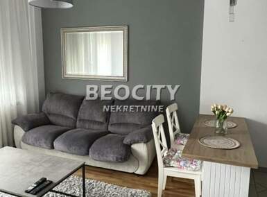 Dvosoban stan, Novi Sad, Bulevar Oslobođenja, izdavanje, 43m2, 500e, id1392348