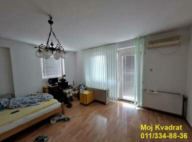 Poslovni prostor / Lokal, Pećinci, Šimanovci, prodaja, 359m2, 175000e, id1392644