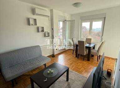 Dvosoban stan, Beograd, Vojvode Vlahovića, prodaja, 44m2, 127000e, id1392754