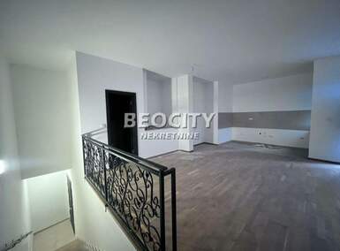 Trosoban stan, Novi Sad, Petrovaradin, izdavanje, 84m2, 450e, id1393924