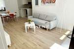 Trosoban stan, Beograd, Đeram Pijaca, izdavanje, 70m2, 800e, id1395393