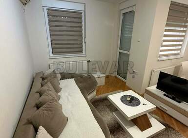 Jednoiposoban stan, Niš, Šojka, izdavanje, 37m2, 300e, id1395470