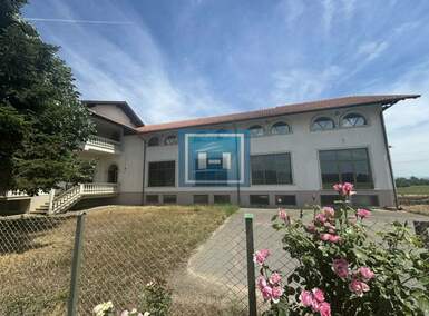 Poslovni prostor / Lokal, Paraćin, Svojnovo, izdavanje, 1060m2, 1380e, id1396003