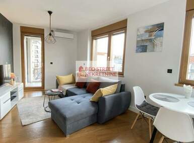 Jednoiposoban stan, Beograd, Južni bulevar, izdavanje, 40m2, 850e, id1396012