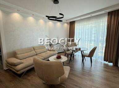 Trosoban stan, Novi Sad, Centar, izdavanje, 54m2, 700e, id1396047