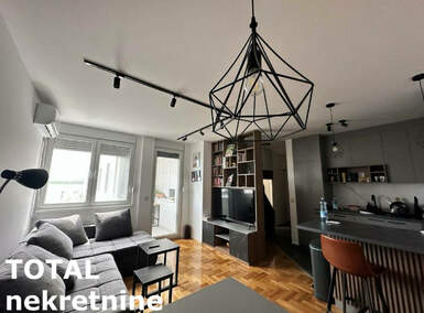 Jednoiposoban stan, Novi Sad, Bulevar Patrijarha Pavla, prodaja, 43m2, 154910e, id1397171