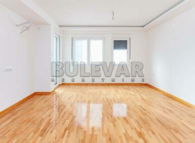 Poslovni prostor / Lokal, Niš, Durlan, izdavanje, 46m2, 320e, id1189747
