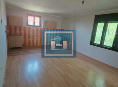 Kuca, Paraćin, izdavanje, 100m2, 150e, id1397781