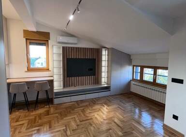Jednoiposoban stan, Beograd, Slavujev Venac, izdavanje, 38m2, 780e, id1398211
