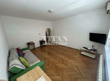 Jednoiposoban stan, Beograd, Centar, prodaja, 43m2, 150000e, id1399204