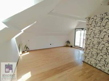 Dvoiposoban stan, Beograd, Obrenovac (mesto), prodaja, 73m2, 113000e, id1399908