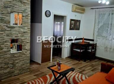Dvosoban stan, Novi Sad, Bulevar Oslobođenja, izdavanje, 42m2, 300e, id1400555