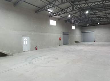Poslovni prostor / Lokal, Stara Pazova, partizanska, izdavanje, 400m2, 1600e, id1400580