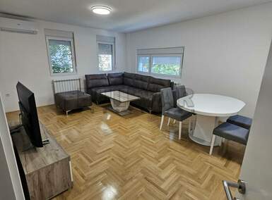 Dvoiposoban stan, Niš, Čair, izdavanje, 56m2, 500e, id1400585