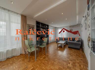 Trosoban stan, Beograd, Blok 70(kineski Trzni Centar), izdavanje, 84m2, 700e, id1400942