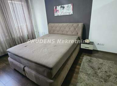 Trosoban stan, Beograd, Zeleni Venac, izdavanje, 65m2, 700e, id1400967