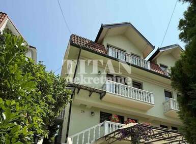 Kuca, Beograd, Centar, prodaja, 250m2, 450000e, id1318519