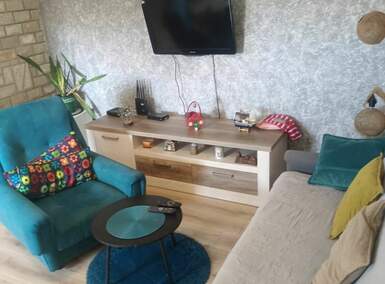 Dvosoban stan, Bijela, izdavanje, 55m2, 50e, id1403156