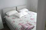 Dvosoban stan, Bijela, izdavanje, 55m2, 50e, id1403156