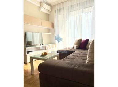 Trosoban stan, Beograd, Crveni Krst, izdavanje, 75m2, 1000e, id1403187