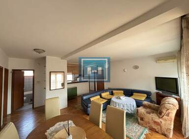 Dvoiposoban stan, Jagodina, izdavanje, 90m2, 250e, id1404196
