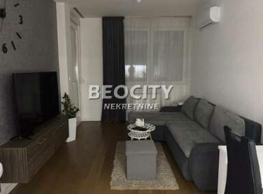 Dvosoban stan, Novi Sad, Bulevar Oslobođenja, izdavanje, 35m2, 400e, id1404880