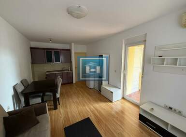 Dvoiposoban stan, Jagodina, izdavanje, 49m2, 200e, id1406935