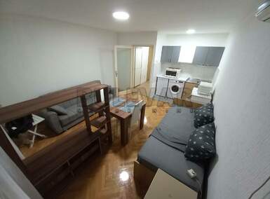 Garsonjera, Niš, Bulevar Nemanjića, izdavanje, 24m2, 280e, id1407004