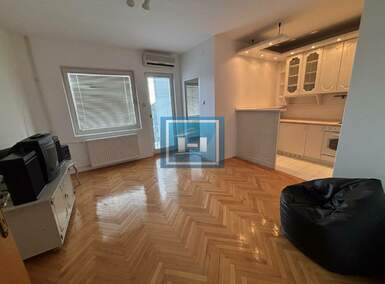 Jednosoban stan, Jagodina, izdavanje, 35m2, 200e, id1407553