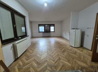 Jednosoban stan, Jagodina, prodaja, 73m2, 65000e, id1407606