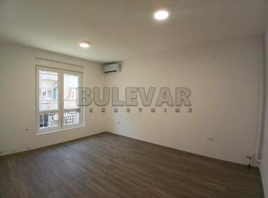 Poslovni prostor / Lokal, Niš, Centar, izdavanje, 42m2, 500e, id1411455