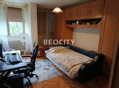 Dvosoban stan, Novi Sad, Bulevar Oslobođenja, izdavanje, 52m2, 300e, id1412068