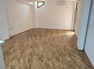 Poslovni prostor / Lokal, Niš, Centar, izdavanje, 51m2, 450e, id1413225