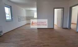 Trosoban stan, Beograd, Zeleno Brdo, prodaja, 75m2, 157500e, id1415275