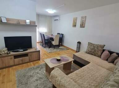 Trosoban stan, Beograd, Saobraćajni fakultet, izdavanje, 58m2, 650e, id1415283