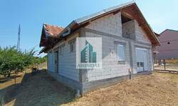 Kuca, Niš, prodaja, 114m2, 85000e, id1416530